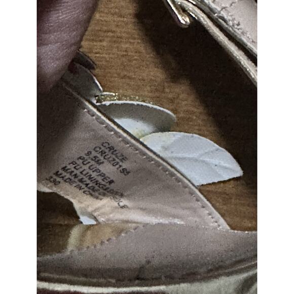 Betsey Johnson Gold Bromme Flower Heels Women’s 9.5 4” - Picture 10 of 10